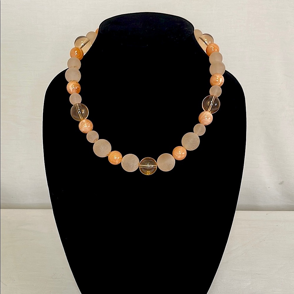 VINTAGE Avon Frosted Lucite Necklace in Peach